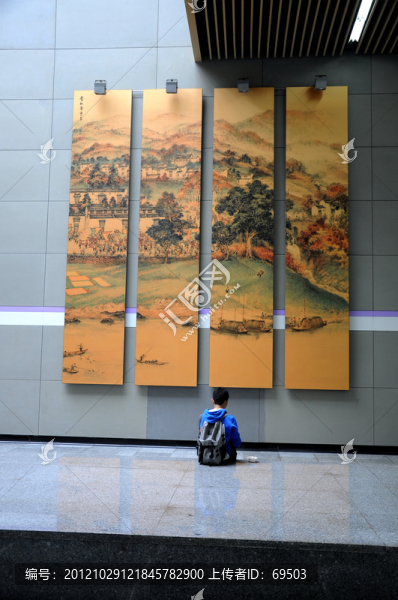 上海地鐵站內(nèi)景