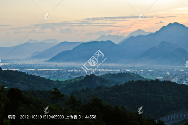 日出
