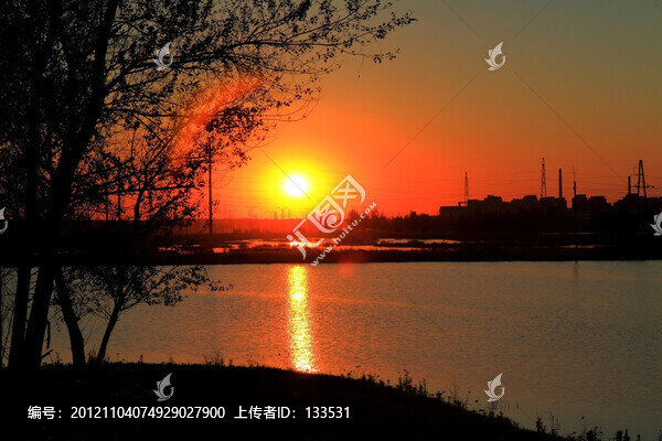 城郊晚霞