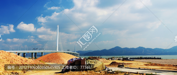 建設(shè)中的深圳灣風光