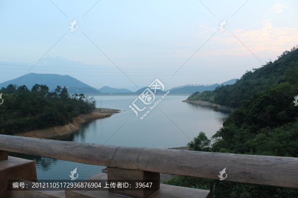 水庫(kù)風(fēng)景
