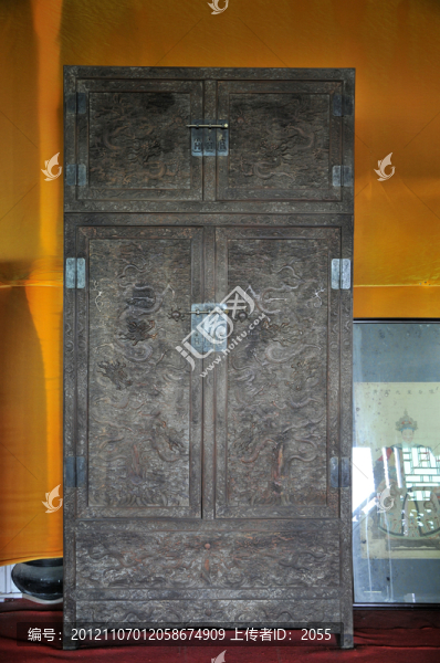 明清龍紋實(shí)木家具