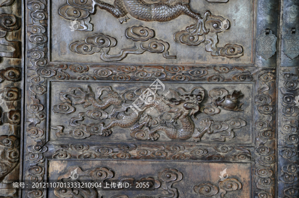 明清龍紋實(shí)木家具