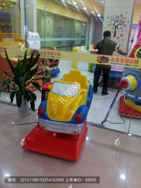 兒童車
