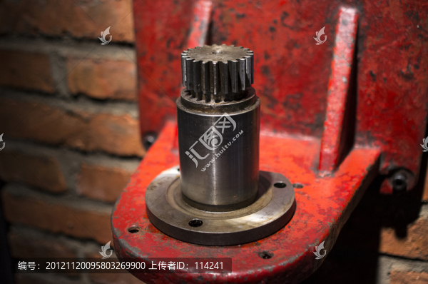 廢棄工業(yè)設(shè)備