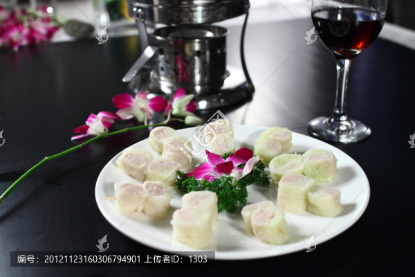 菜心肉丸