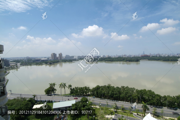 湖景