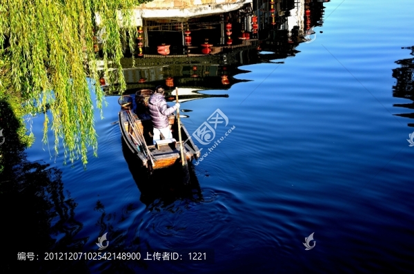 小船悠悠