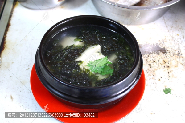 砂鍋豆腐紫菜