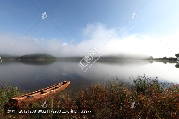 鏡泊湖