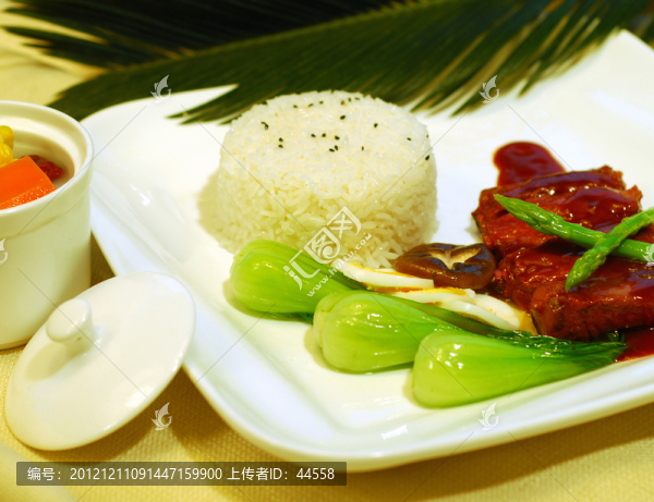排骨飯