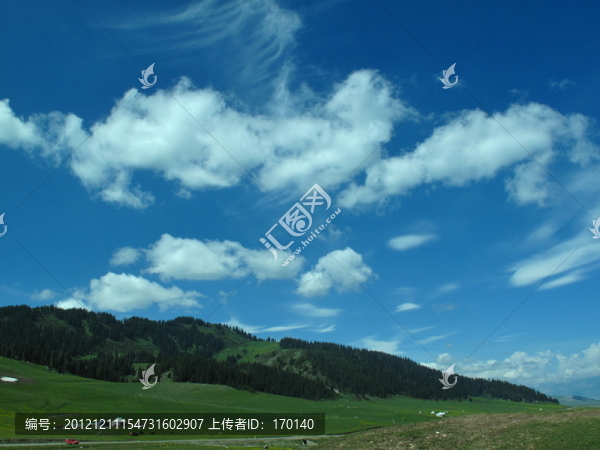 藍(lán)天白云