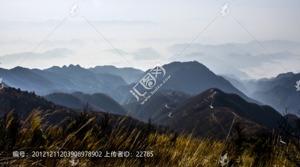 山巒美景
