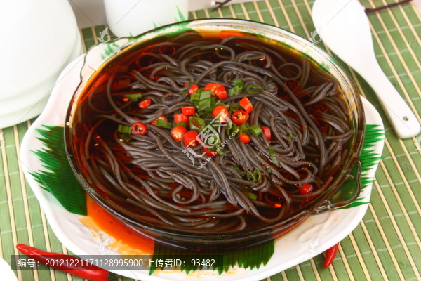 酸辣蕨根粉