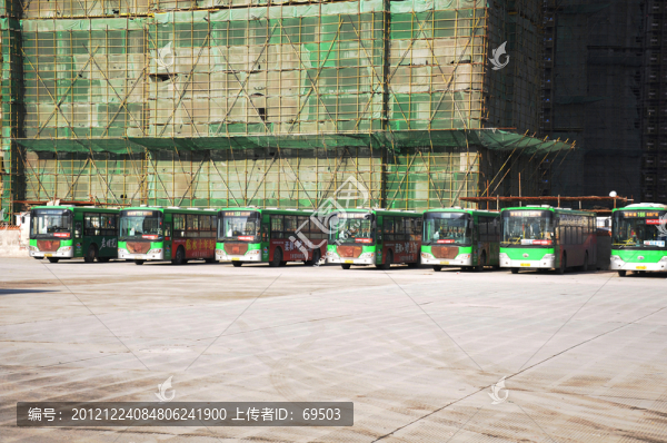 公交車站