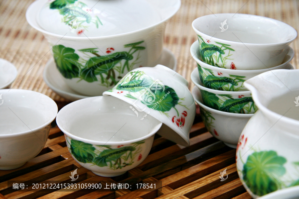 白瓷印花茶具,功夫茶具