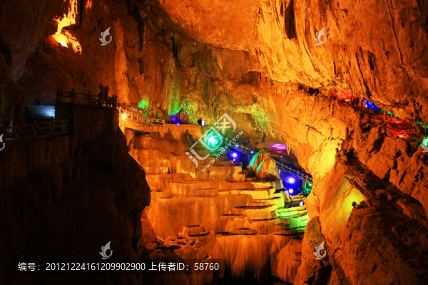 昆明九鄉(xiāng)溶洞地質(zhì)奇觀