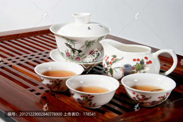 白瓷印花茶具,功夫茶具