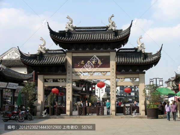 周莊,唐風(fēng)子遺牌樓