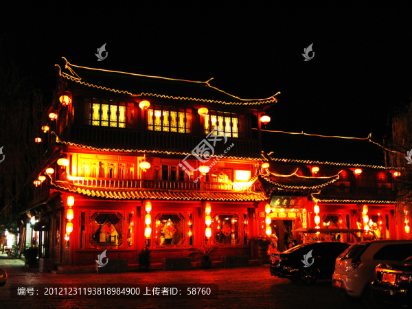 麗江古城老街,燈火闌珊