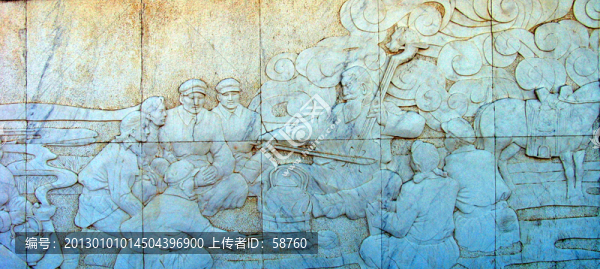 思歌騰廣場(chǎng),浮雕墻