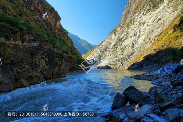 云南省香格里拉,虎跳峽