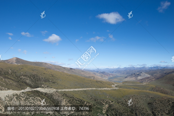 高原的山