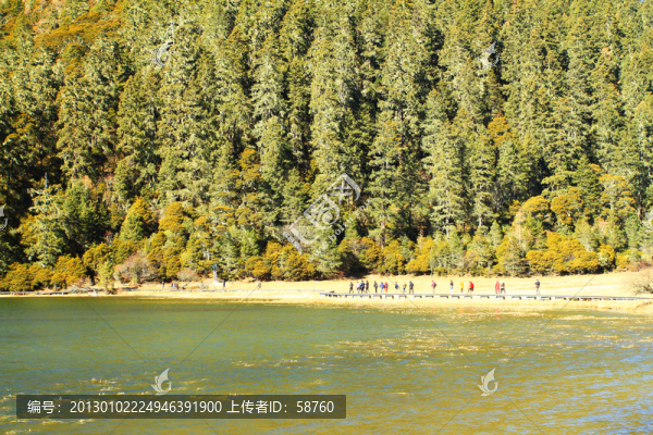 碧塔海風(fēng)光