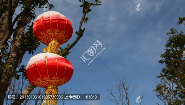 紅燈高掛迎佳節(jié)
