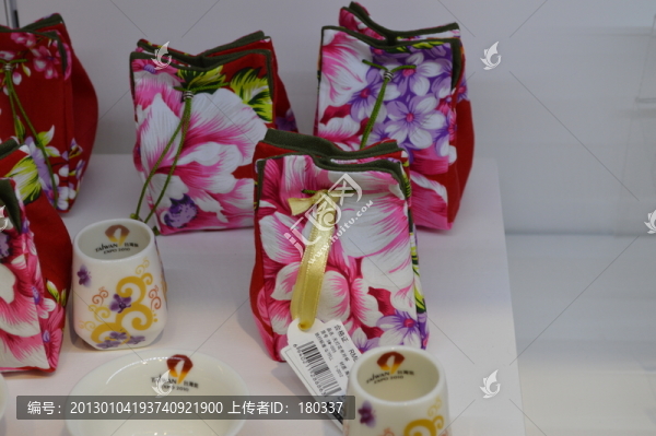 天龍花布對杯