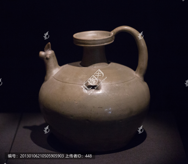 西晉青釉雞頭壺
