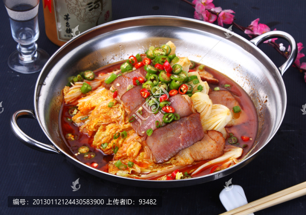 干鍋臘肉娃娃菜