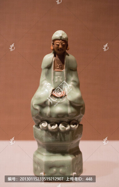 青釉釋迦牟尼像