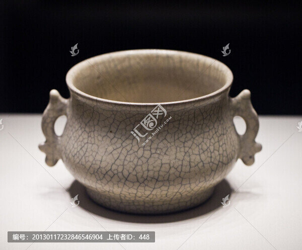 哥窯魚(yú)耳爐
