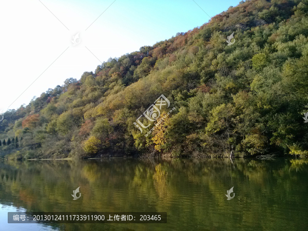 震雷山