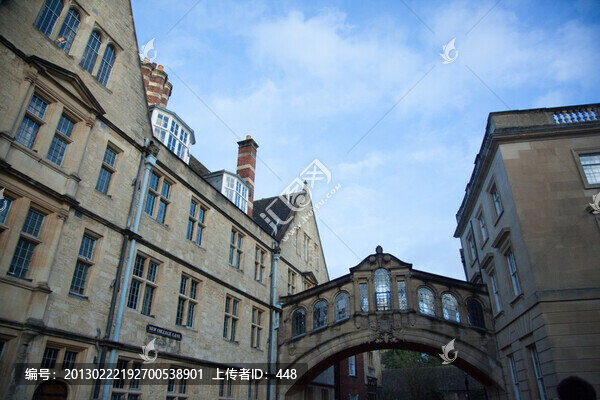 牛津大學(xué)