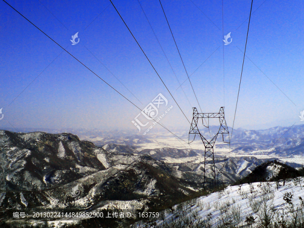 群山電塔