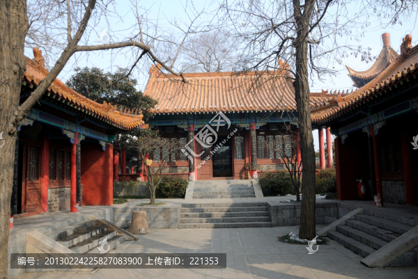 戲馬臺風(fēng)光