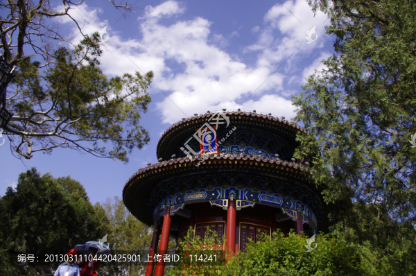景山上的建筑