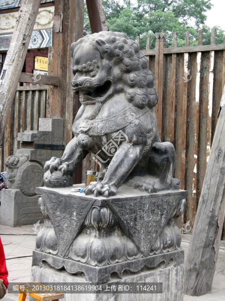 石獅子