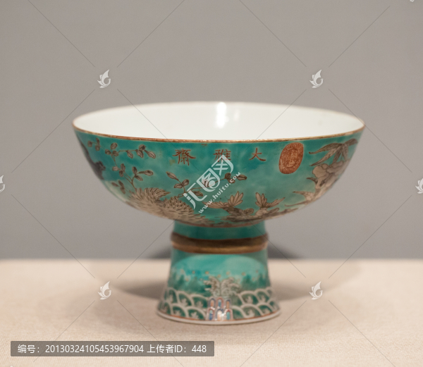 大雅齋款綠地墨彩花鳥圖高足碗