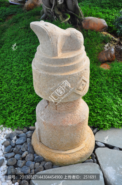 青蛙燈柱