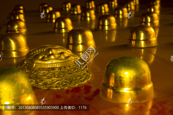 古城門釘