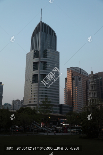 上海港陸廣場(chǎng)