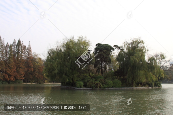 公園秋色