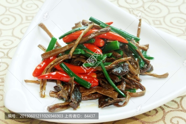 茶樹菇烤韭菜