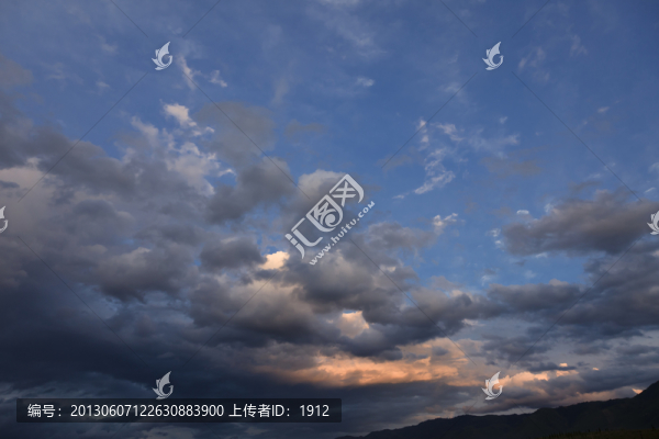 晚霞