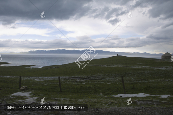 賽里木湖