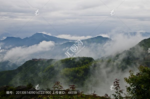 高山云霧