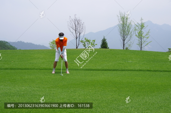 高爾夫球賽揮桿